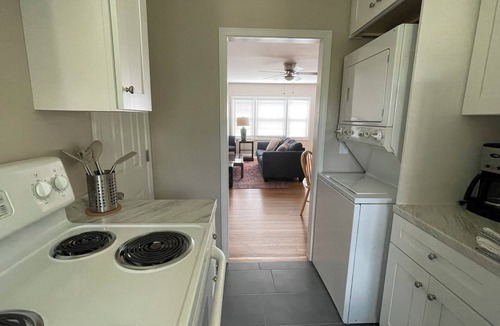 Clairmont Heights Apartment | 2bd/1ba pet-friendly apt near Emory, nature trails, open Jun. 1st, 2026