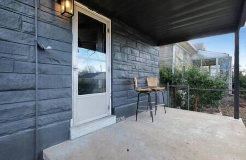 South Louisville House | 2BR/1BA Bourbon Bungalow - Expo Center