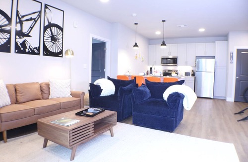 Rogers Apartment | 2BR/2BA Apt. Near Lift, Walmart Campus & Amp, with In-Unit Bike Storage