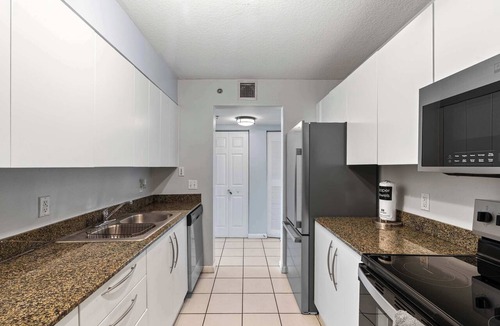 Brickell Condo | 2BR Brickell Free Parking World Cup Ready