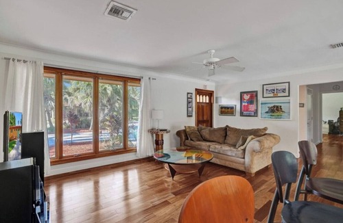 South Lake House | 2BR Hollywood Stay Near Beach & Broad walk