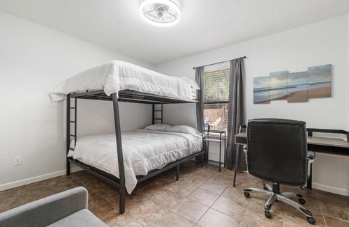 Gulf Breeze Apartment | 2BR King, Dog Friendly, Fenced Yard Access, Private Patio, Near Beaches