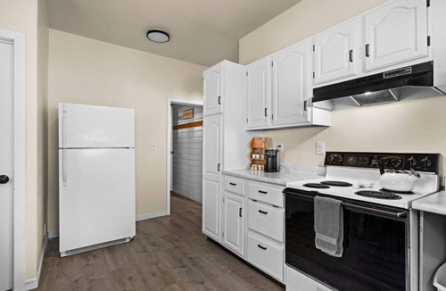 Superior Apartment | 2BR Near Duluth + Spacious & Work‑Friendly