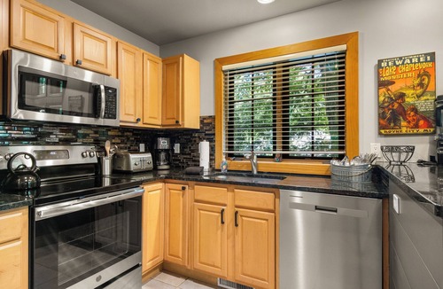 Boyne Falls Condo | 2BR with Loft | 370 Disciples Village | Pet Friendly | Gas Fireplace