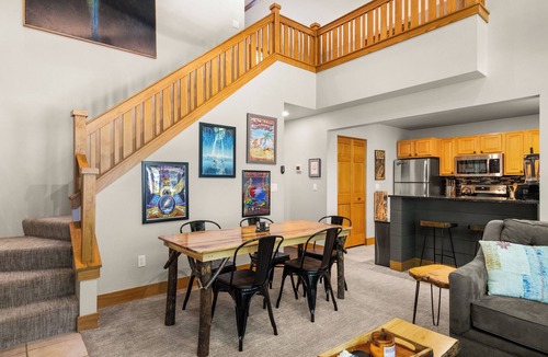 Boyne Falls Condo | 2BR with Loft | 370 Disciples Village | Pet Friendly | Gas Fireplace