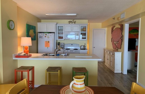 Orange Beach Condo | 2nd floor, corner, beach front, On The Gulf Of Mexico. Harbour Place 211