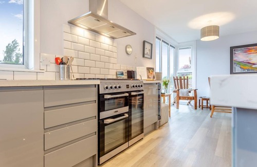 Ullapool Cottage | 3 Bed in Ullapool (oc-s33063)