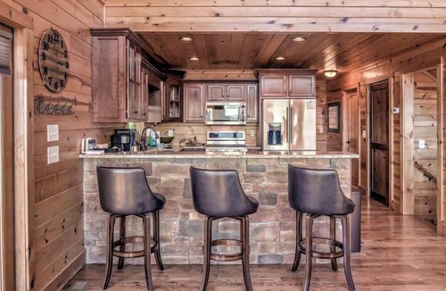 Morganton Cabin | 3 bedroom accommodation in Morganton