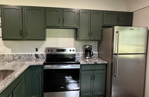 Gladwin House | 3-Bedroom Cabin for rest & retreat
