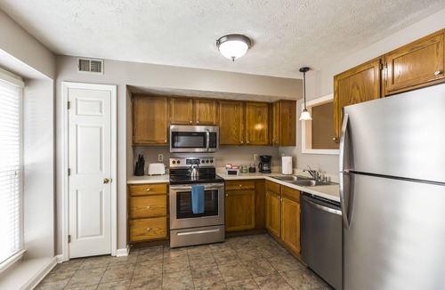 Woodward Heights House | 3 Bedroom Downtown Townhouse, Close to All!
