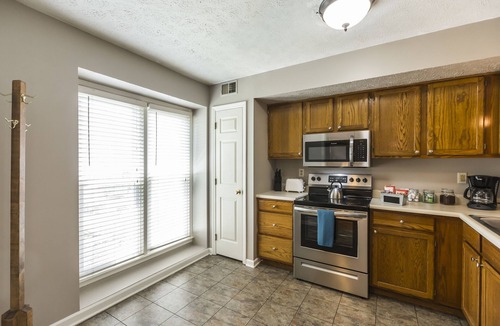 Woodward Heights House | 3 Bedroom Downtown Townhouse, Close to All!