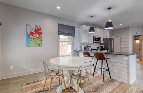 Burns Park House | 3 Bedroom Greek Revival Cottage Walk to Big House