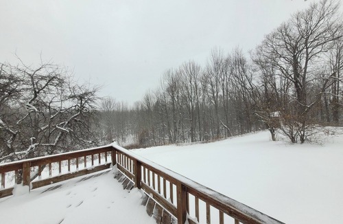 Ontonagon House | 3-bedroom house in superb Greenland right on the snowmobile trail.