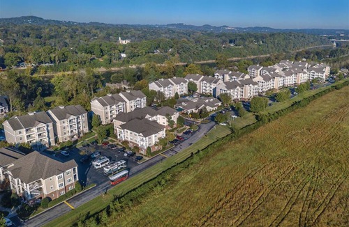 Pennington Bend Condo | 3 Bedroom Lockoff Condo in Nashville on Cumberland River!
