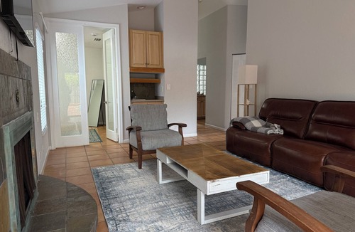 Croissant Park House | 3-bedroom pool house in fabulous Croissant Park