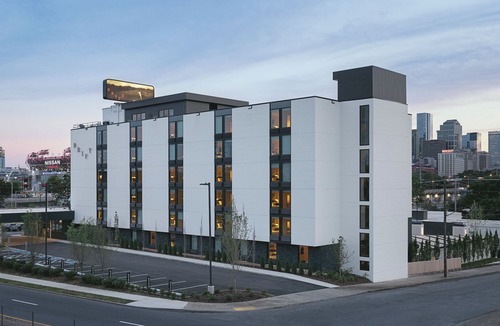 East Nashville House | 3 Bedroom Premium - Amazing Unit Perfect for Groups