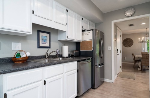Spinnaker Beachhouses Villa | 3 BR, 2 BA Spinnaker Beach House! Close to Beach Club! Golf Course Views! Dog (2) Friendly!