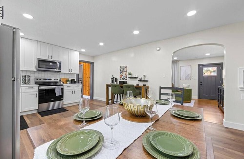 Knoxville House | 3 BR 2 BTH Knoxville newly remodeled home