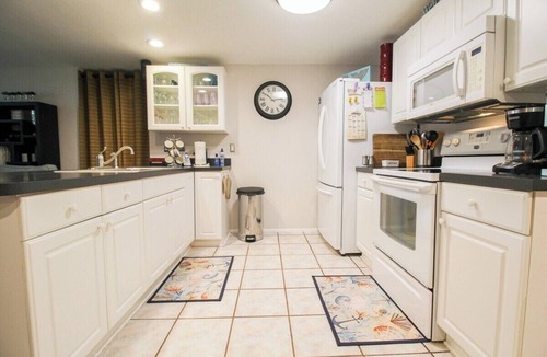 Laurel House | 3 BR Pool Home In Nokomis - Close To Beaches - Tropical Escape