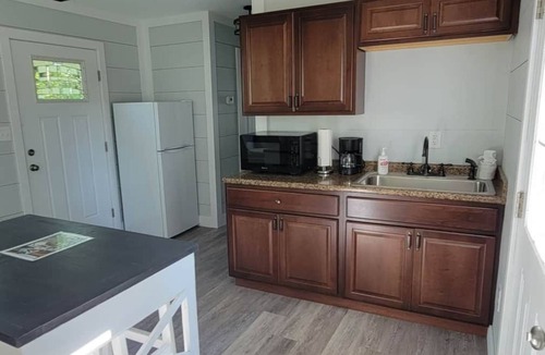 Owensville House | #3 Cabin at Red Oak Valley