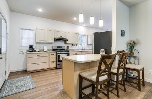 Isabella House | 3 Mi to Bull Shoals Lake: Peaceful Escape w/Patio