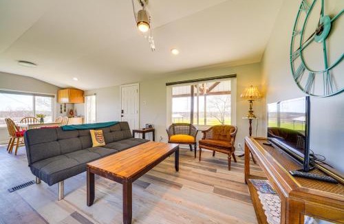 Bridgeport House | 3 Mi to Caesars Casino: Indiana Retreat w/Patio!
