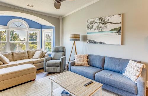 Carolina Yacht Landing House | 3 Mi to Cherry Grove Beach! Quiet Condo w/Balcony