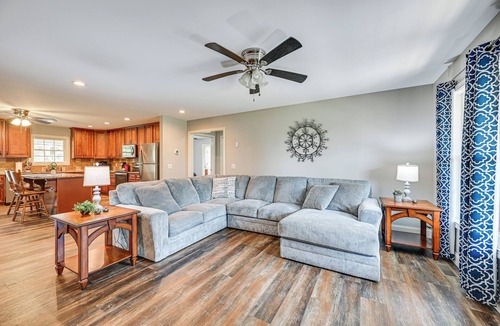Mammoth Cave House | 3 Mi to Nolin Lake Boat Ramp! Family Home w/Deck