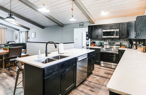 Rome House | 3 Mi to Sand Valley: Golf Retreat By the Beach!