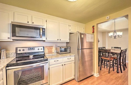 Sugar Mountain House | 3 Mi to Sugar Mtn Resort! Family Escape w/Balcony