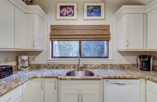 South Beach House | 3 Scaup-Fido Friendly, 202 Yard walk to the Beach, Private HEATED Pool & Spa.