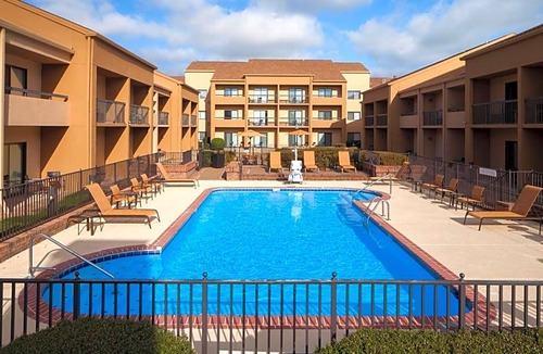 Memphis Hotel | 3-Star Hotel ∙ Courtyard by Marriott Memphis Airport
