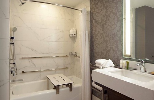 Marietta Hotel | 3-Star Hotel ∙ Hilton Atlanta/Marietta Hotel & Conference Center
