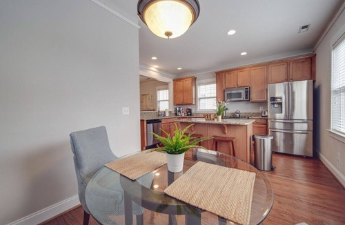 Wesley Heights House | 3 Story (3 BR) Gem—Walk to BofA Stadium & South End!