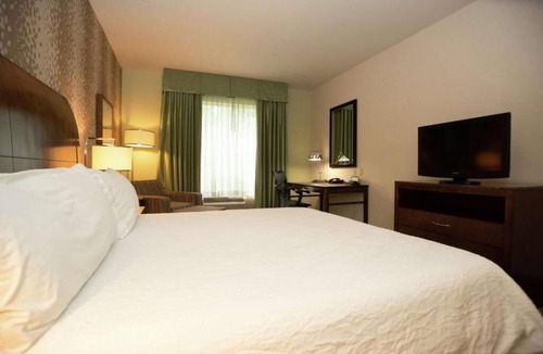 Covington Hotel | 3 Suite Rooms Near Attractions for Adventure Seekers - with Swimming Pool!