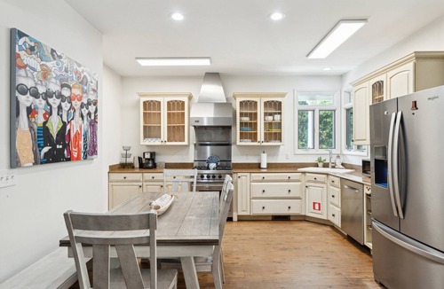 Sunset Point House | 30-Day Rental - Live in Beachside Luxury! 45 Lempesis