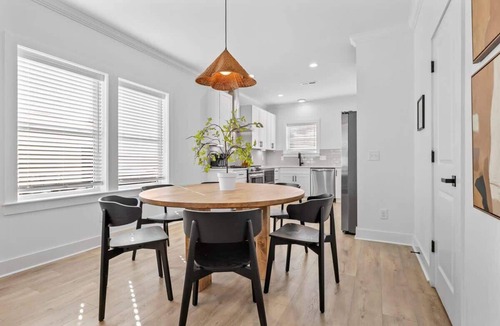 Charlotte Park House | 30+ Day Stay - Brand New Luxury House