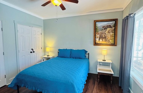 Goode House | 3bd/2 ba Farm-Relax & Disconnect w/Scottish Highland Cows