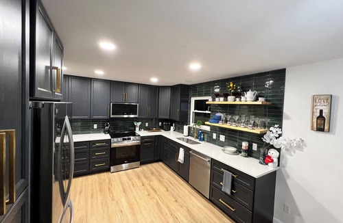 Sharonville House | 3bedr/3bath fully remodeled house by Summit park with furnished basement + deck