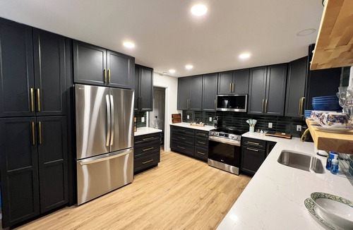 Sharonville House | 3bedr/3bath fully remodeled house by Summit park with furnished basement + deck
