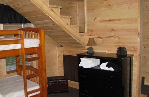 Lejunior Cabin | 3BR, 1 Bath Cabin with hot tub, full kitchen, and living room.