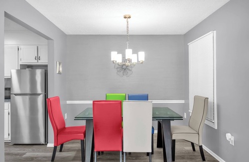 High Point Condo | 3BR/2 bath Condo Near Downtown High Point and High point University sleeps 6