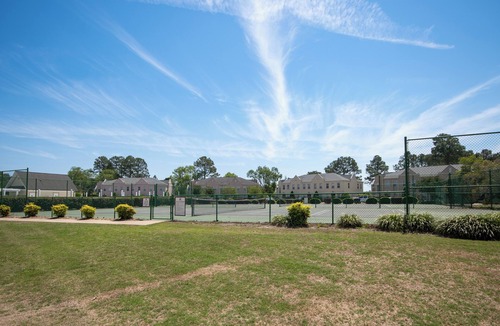 Red Hill Condo | 3BR Golf Resort 1st floor Condo. Pool, Hot Tub, Screened Porch.