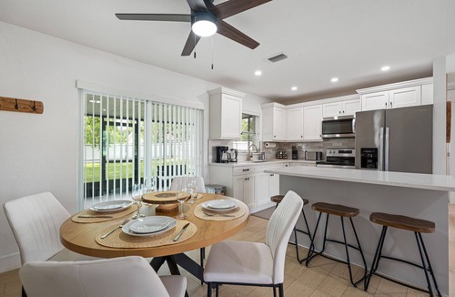 Fort Myers Shores House | 3BR Home River Access Boating Screened Lanai