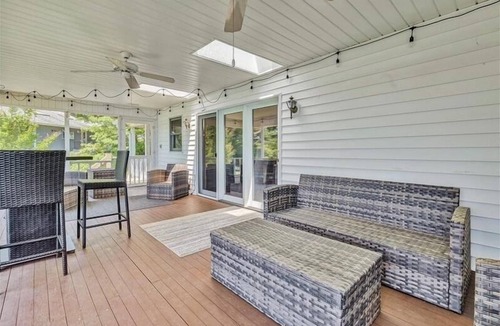 Moneta House | 4 Bedrooms, 1 Flex Room, 3½ Bathrooms! Pet Friendly! Many Recent Updates! Sits Close to the Water!