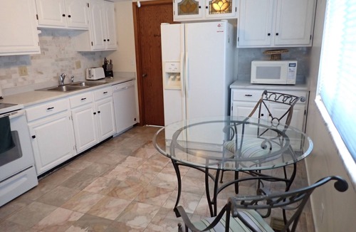 Fairborn House | 4 BEDROOMS HOUSE Free WiFi GREAT LOCATION to WPAFB & Yellow Spring