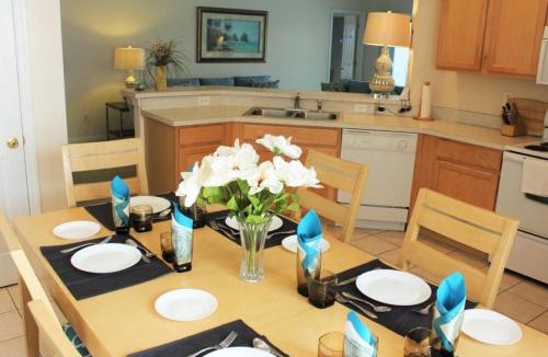Four Corners Villa | 4 bedrooms pool home Gated resort of High Grove