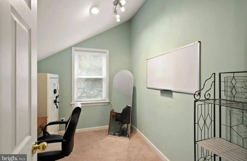 Manassas House | 4-beds spacious house in Manassas with screened porch, fire pit, & pool table,