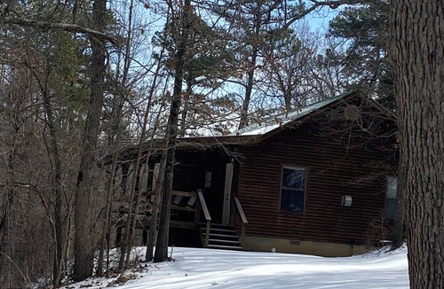 Eureka Springs Cabin | #4 - Cedar Creek Cabins - Giant Spa Tub/Charming 1-bedroom cabin