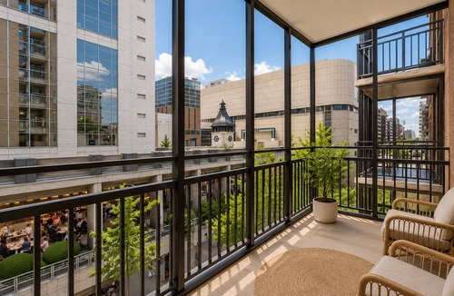 Peachtree Center Condo | 4-L – World Cup Downtown Atlanta Retreat – King Bed & Walkable Attractions